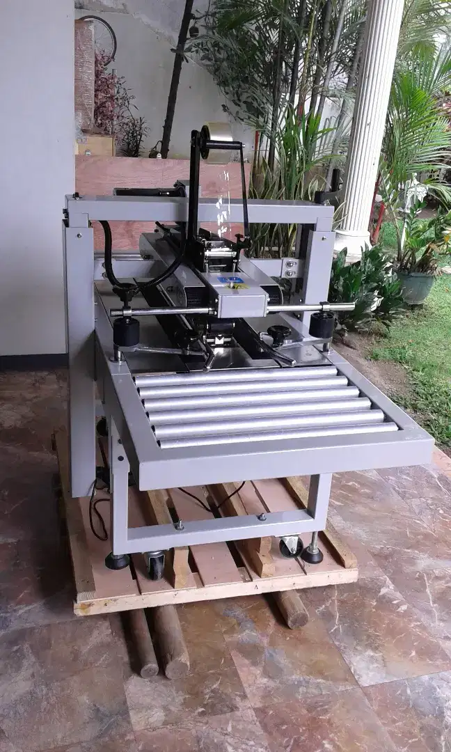 Mesin Carton Sealer HuaLian Segel Lakban Carton Box