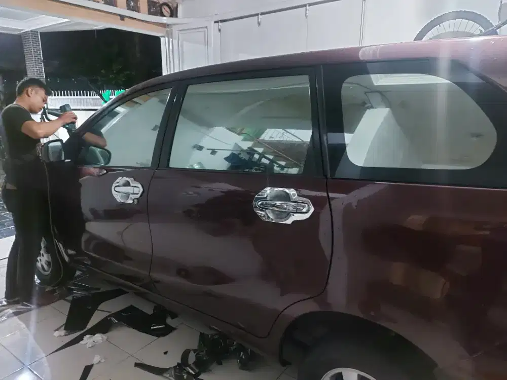 bongkar pasang kaca film mobil panggilan