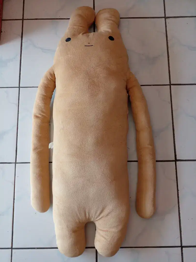 Boneka kelinci panjang