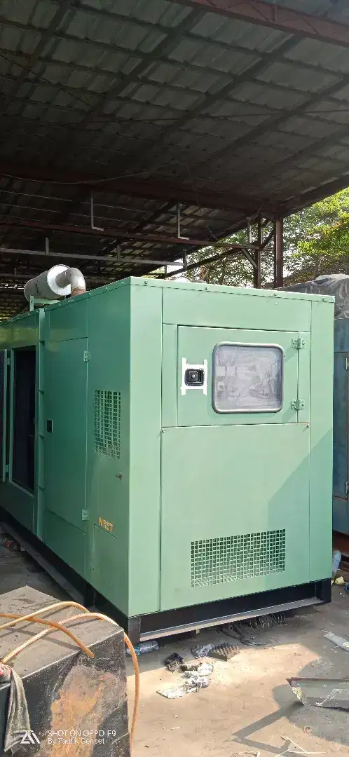 Genset Mercy 200kva silent bagus