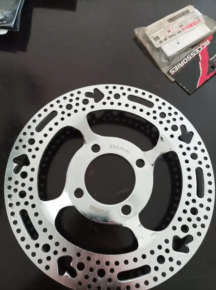 (Cuci gudang desember 2022)Cakram honda Wave125 thailand !