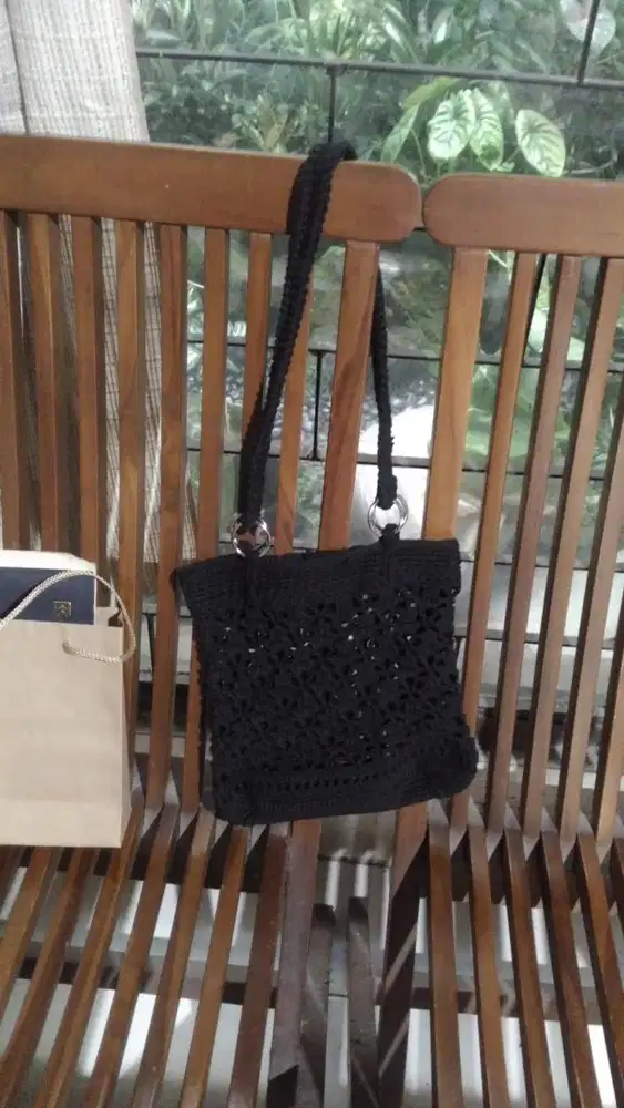 CROCHETTED TOTE BAG (  HANDMADE )