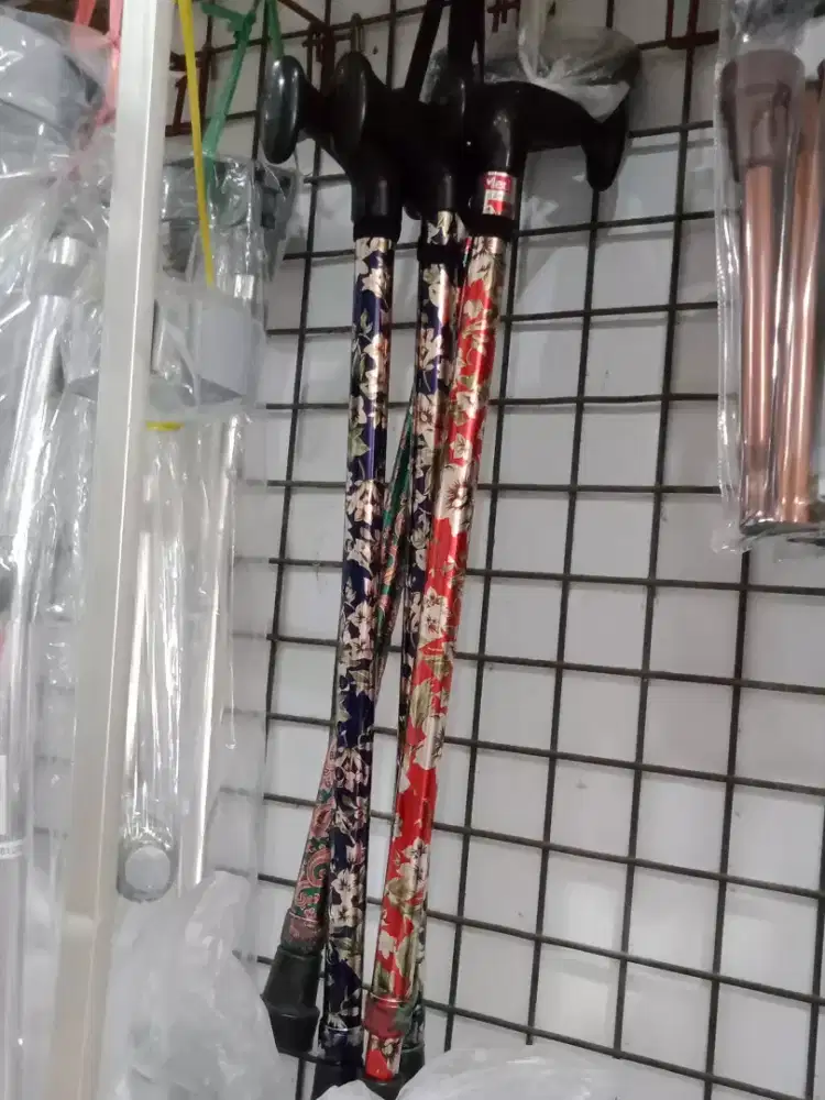 TONGKAT BATIK SEGALA USIA