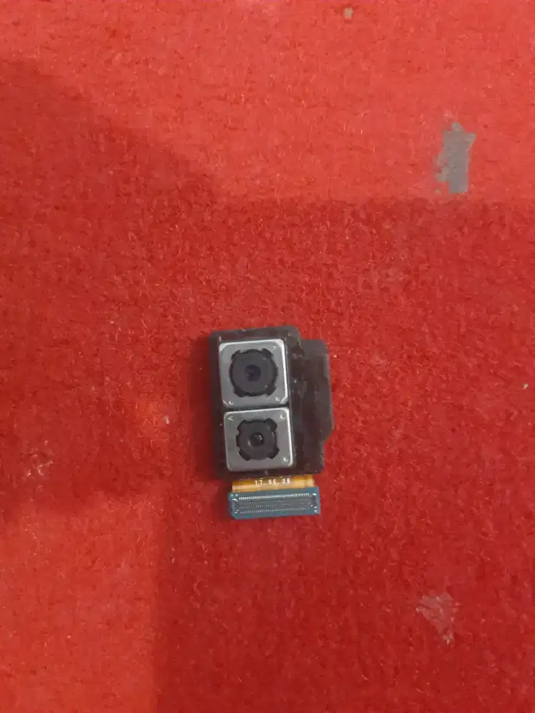 Camera belakang samsung note 8