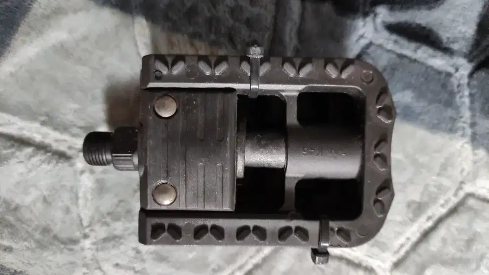 Pedal lipat barang copotan