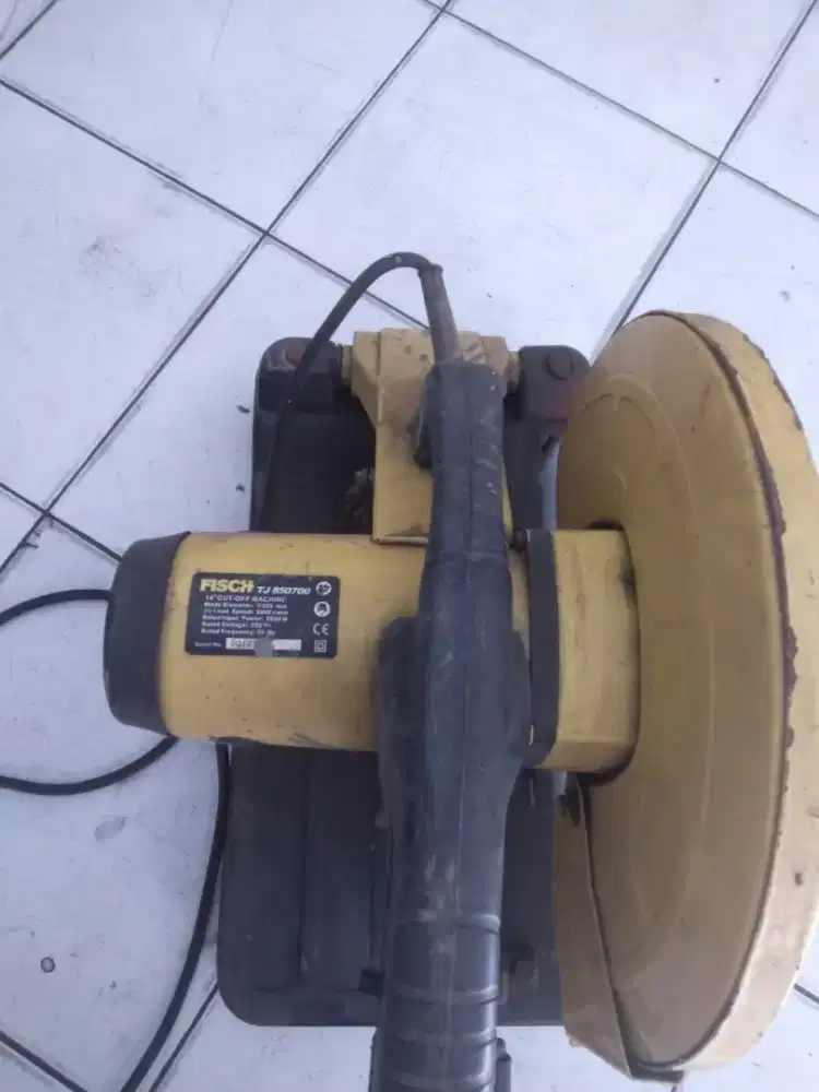 Mesin gurinda duduk 14 ,kondisi bagus.