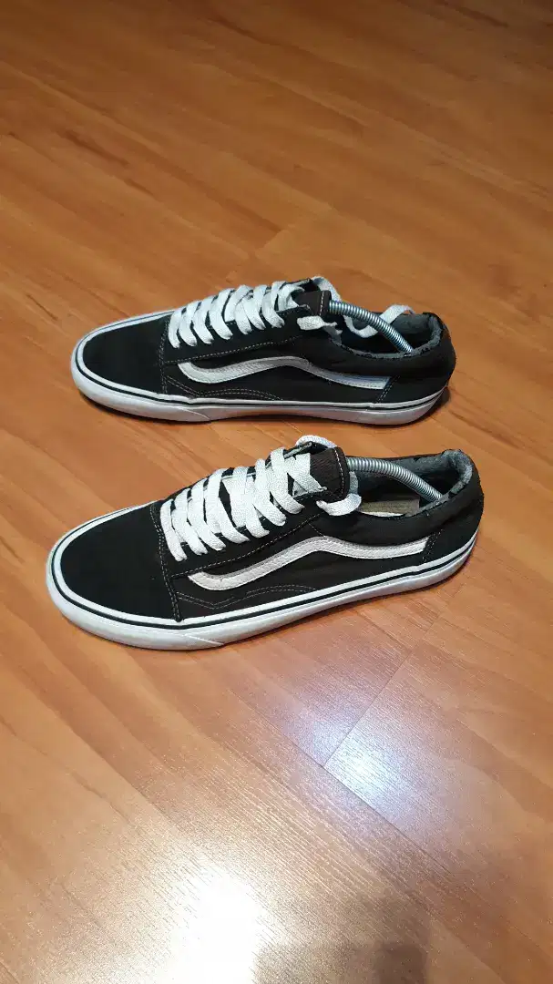 Sepatu Vans BW oldskool 44 / 10,5