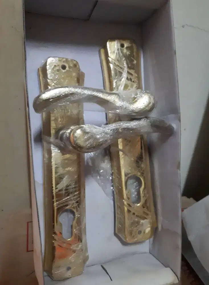 Yuri Door Handle Set Solid Brass for large and heavy door (A-734)