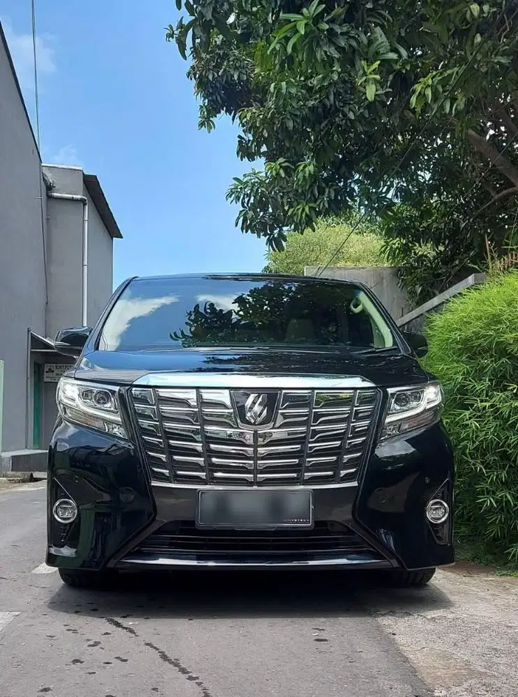 Toyota Alphard G ATPM: Kemewahan dan Kenyamanan dalam Satu Paket