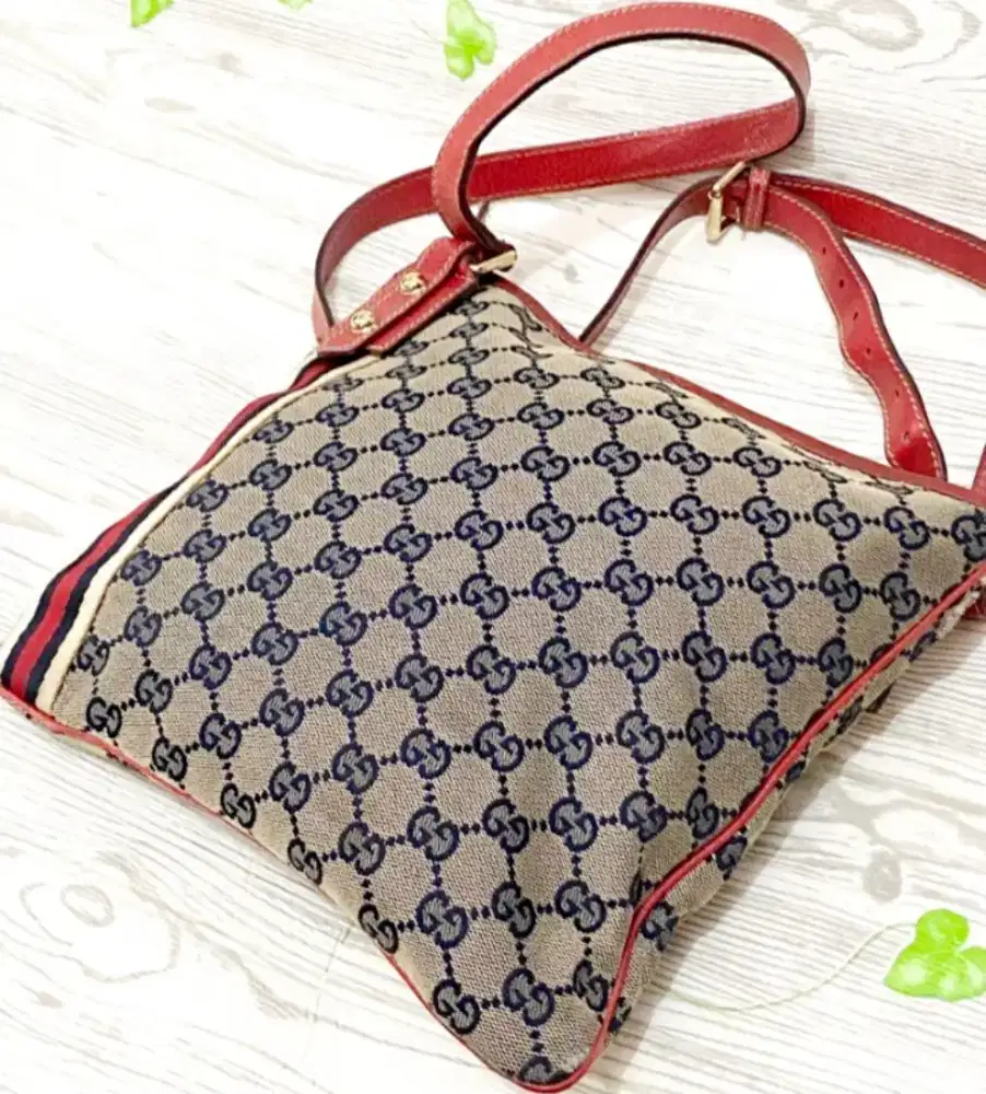 GUCCI SLING BAG UNISEX VINTAGE  ORIGINAL NEGO SADIS BLACKLIST