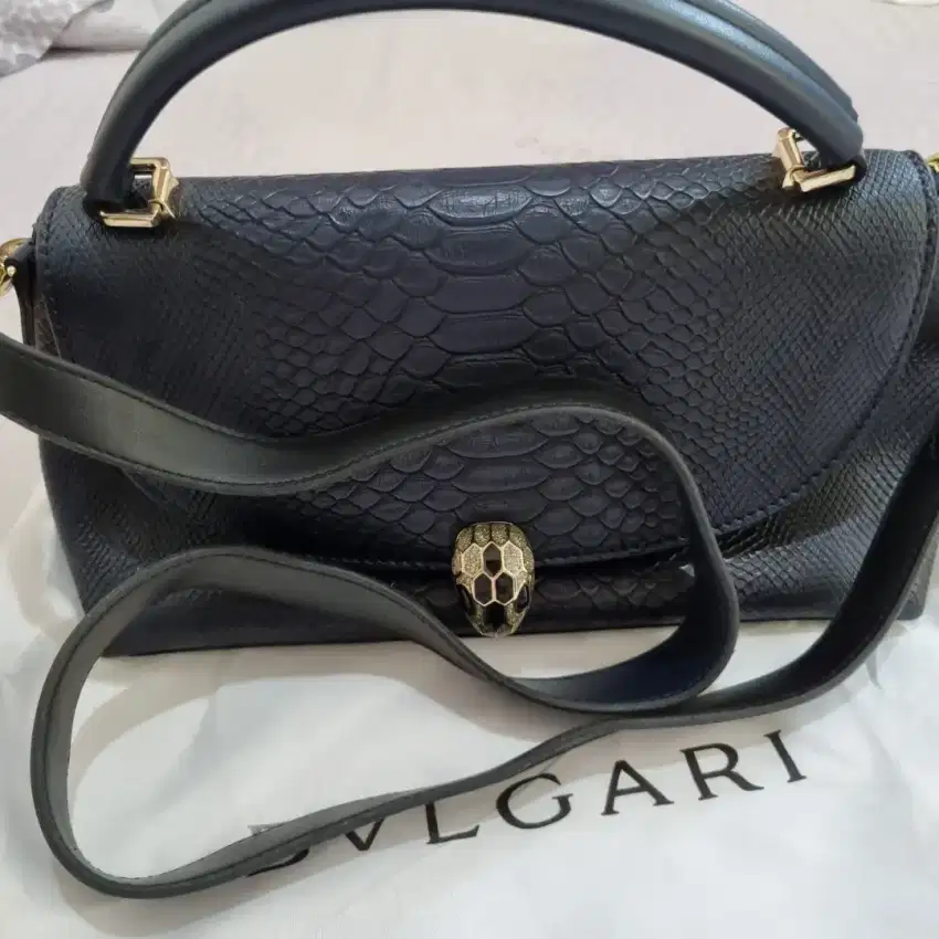 Bag Bulgari ad tali panjang