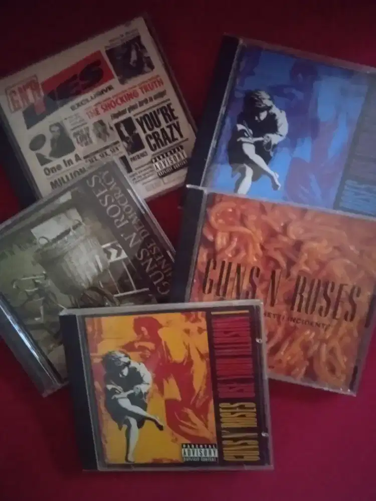 Paket CD lagu Guns N Roses
