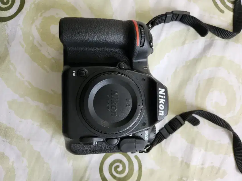 Dijual kamera nikon D500 Body Only