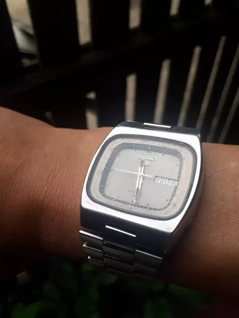 Jam tangan seiko5 automatic