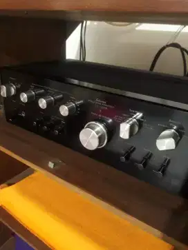 Amplifier sansui AU 5900 istimewa