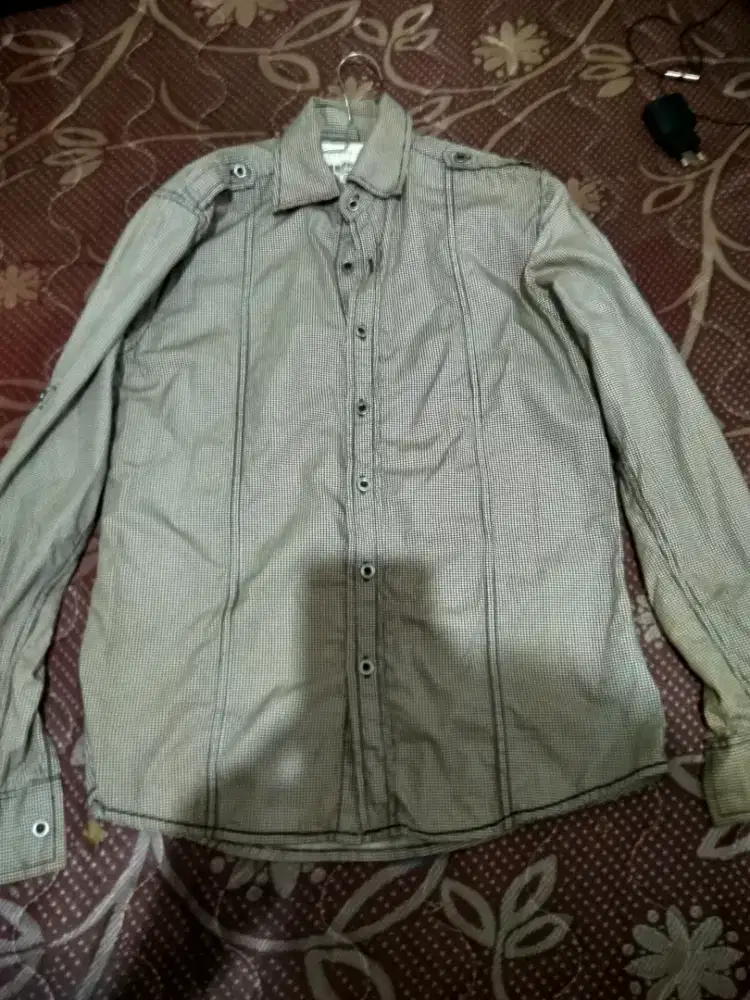 kemeja formal lengan panjang Merk Ricardo size S