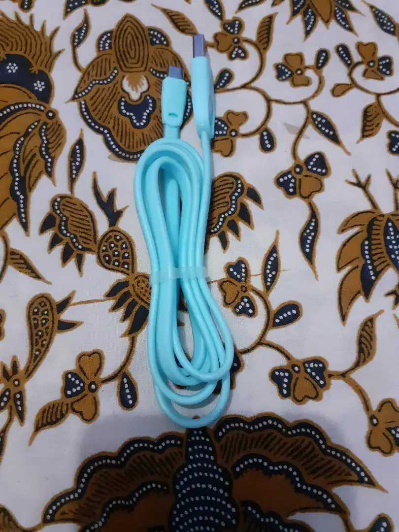 Kabel Charger Atau Usb
