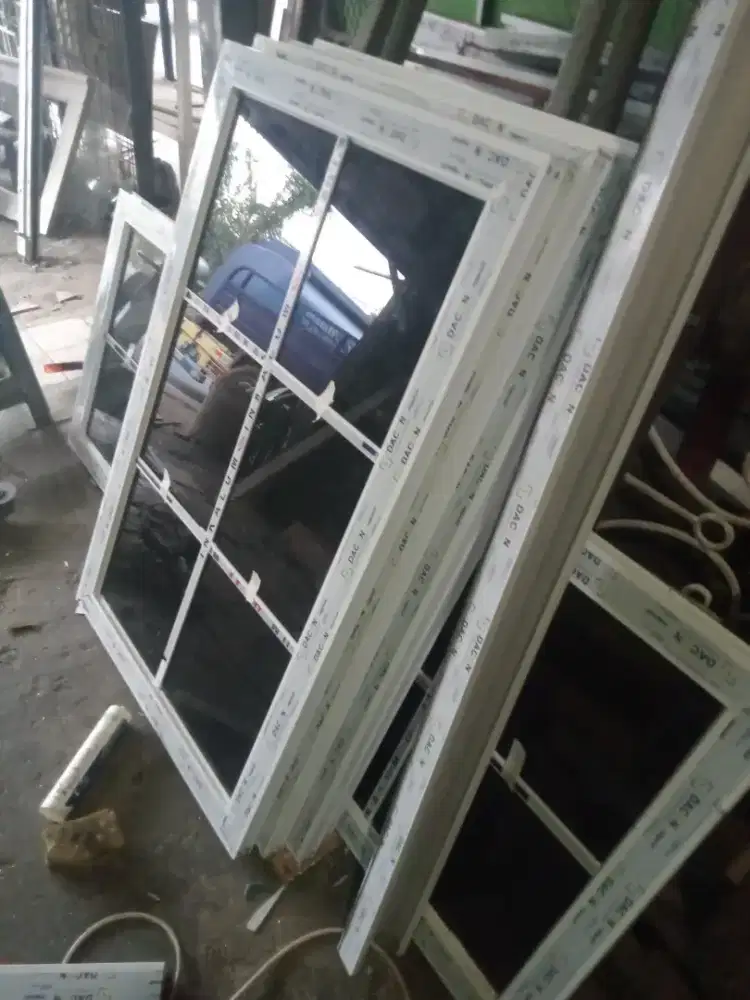 Jandela alumunium dan kusen pintu