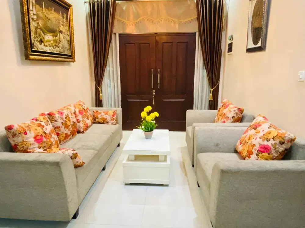 Sofa Bagus Murah ( Kondisi 95 % )