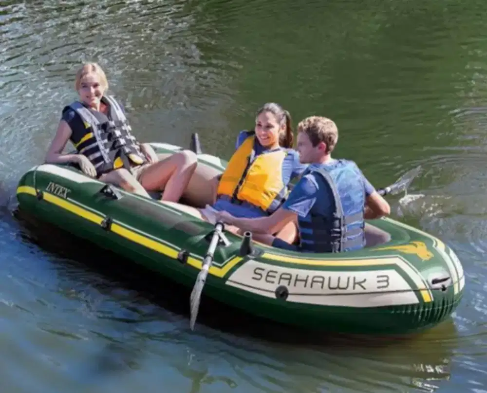 PERAHU KARET KAPASITAS 3 ORANG