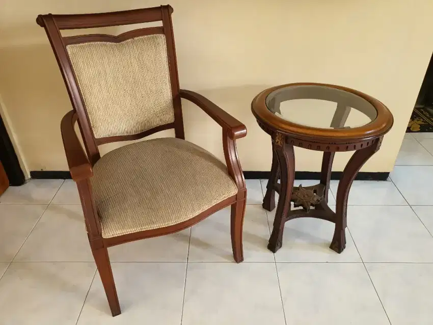 Kursi Sudut & Meja Coffee Table Set