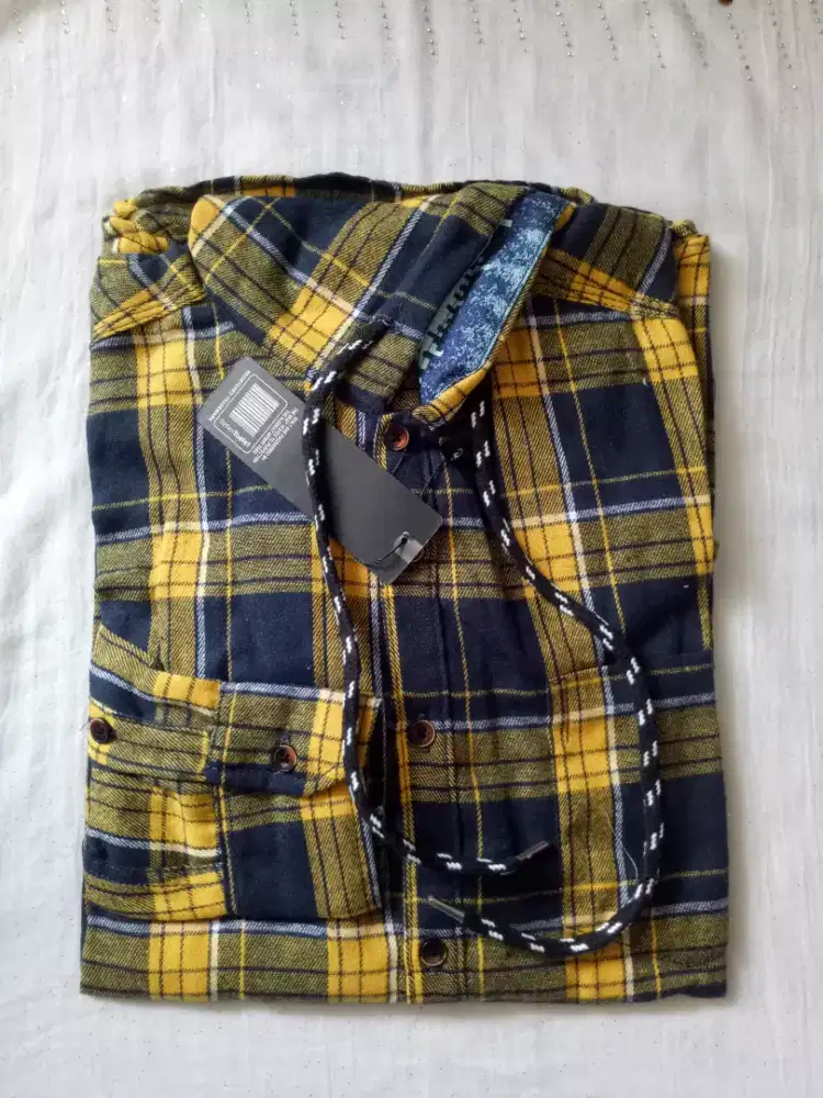 Kemeja Flanel Tudung. Limited Edition. COD Jakarta dan sekitarnya