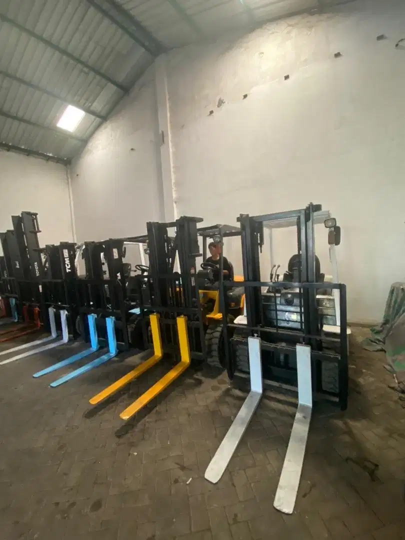 Forklift bekas 1 - 5 ton semua merk