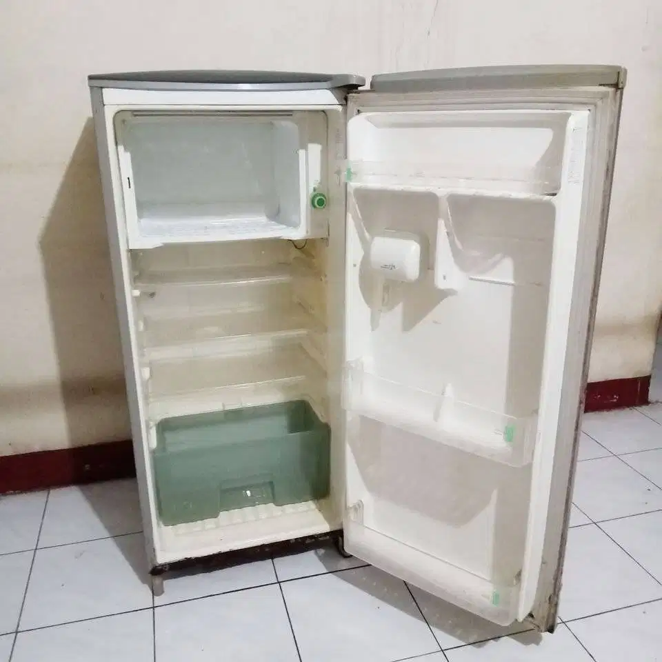 Kulkas SAMSUNG CoolTech 1 Pintu, Kondisi BAIK, Normal Dingin.