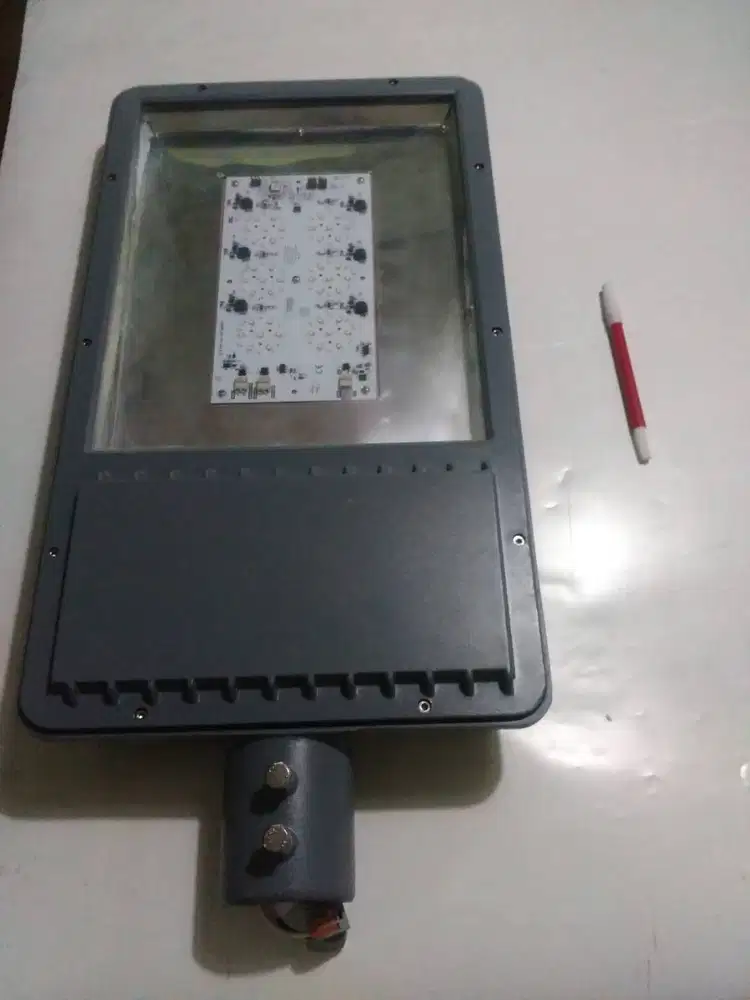 Lampu Jalan / Outdoor Led 135 Watt Global Tech Led USA