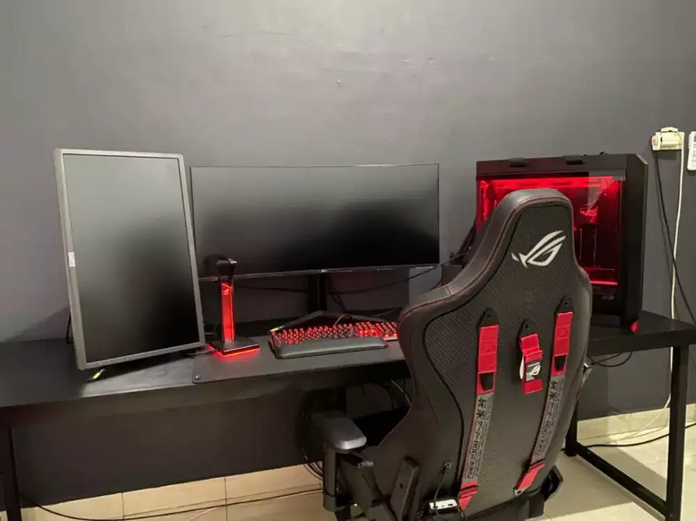 Meja Setup PC Gaming