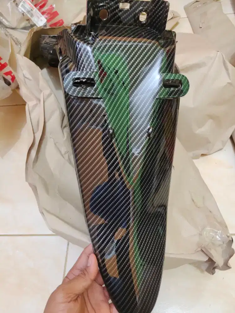 Spakbor belakang yamaha mio carbon hitam