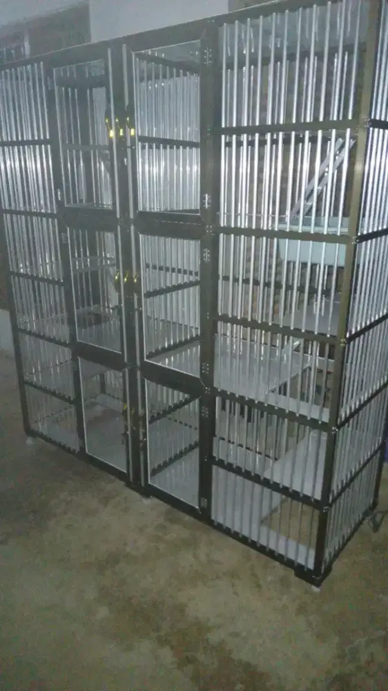 Kandang kucing alumunium