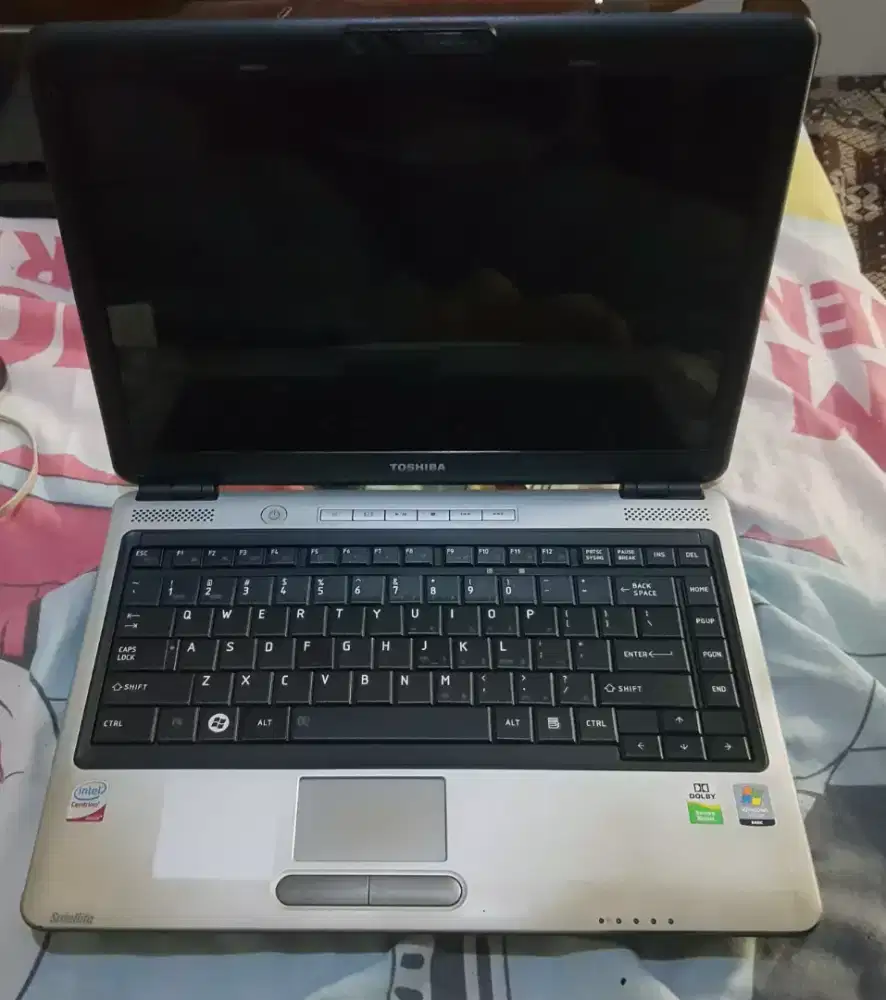 LAPTOP TOSHIBA SATELLITE L310 dual core windows 7