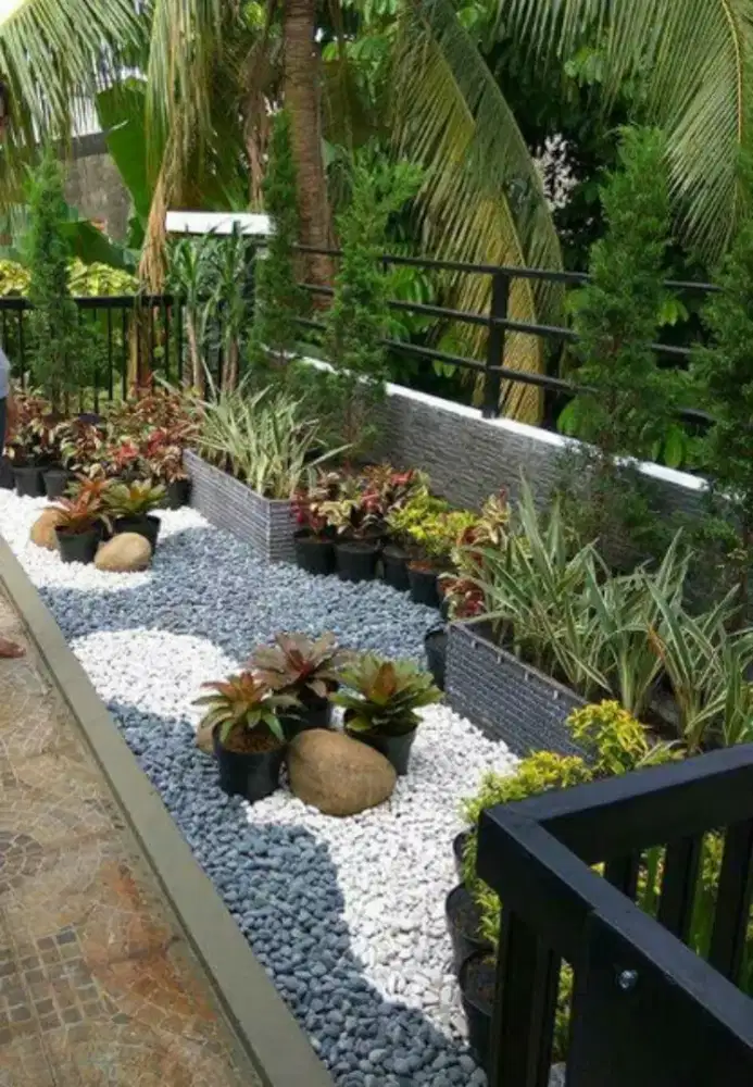 Pembuatan taman / taman kering