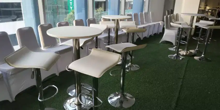 SEWA KURSI BAR / BARSTOOL