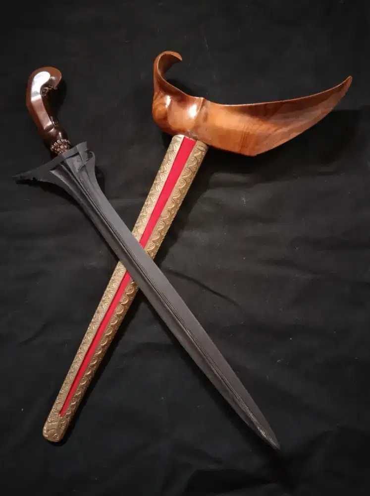 Keris Lurus Condongcampur
