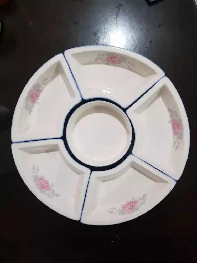 Prasmanan keramik Vintage