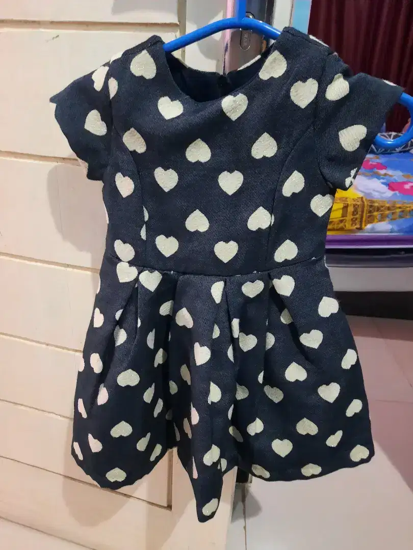 Baju pesta anak my chicco size 4 tahun baru 1x pakai,dijamin mulus!!!