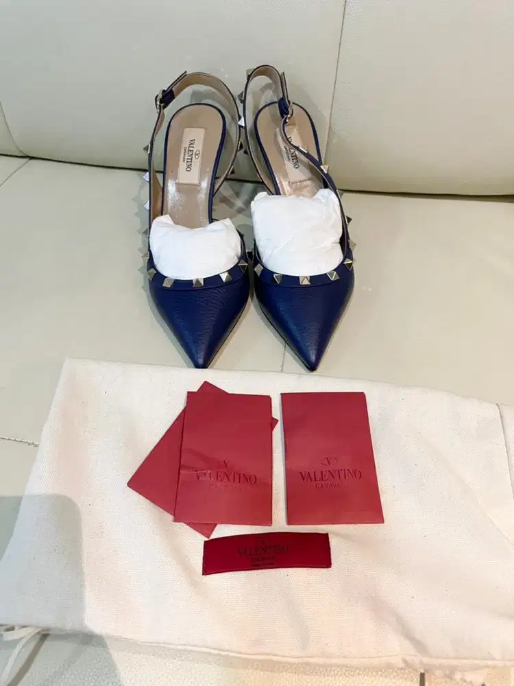 Sepatu Valentino woman heel new