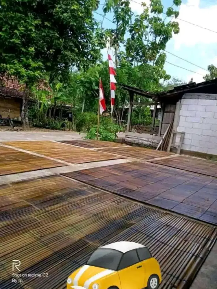 Kere plituran kulitan bambu wulung