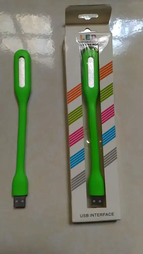 lampu USB 2bh semuanya 20rb murah meriah asal laku
Cepat