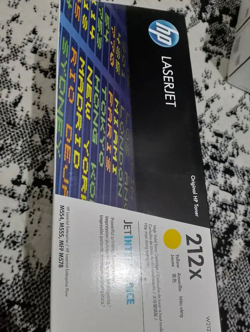 Toner LaserJet printer 212a tampung