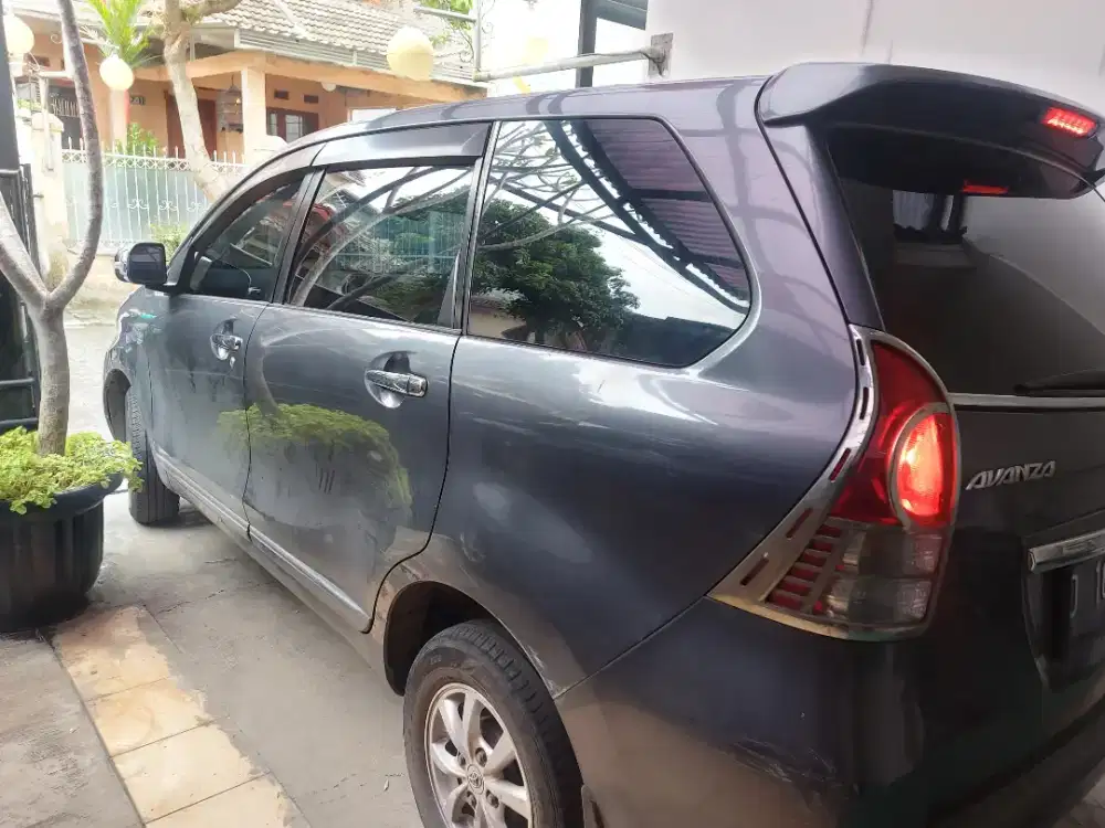 bongkar pasang kaca film mobil panggilan