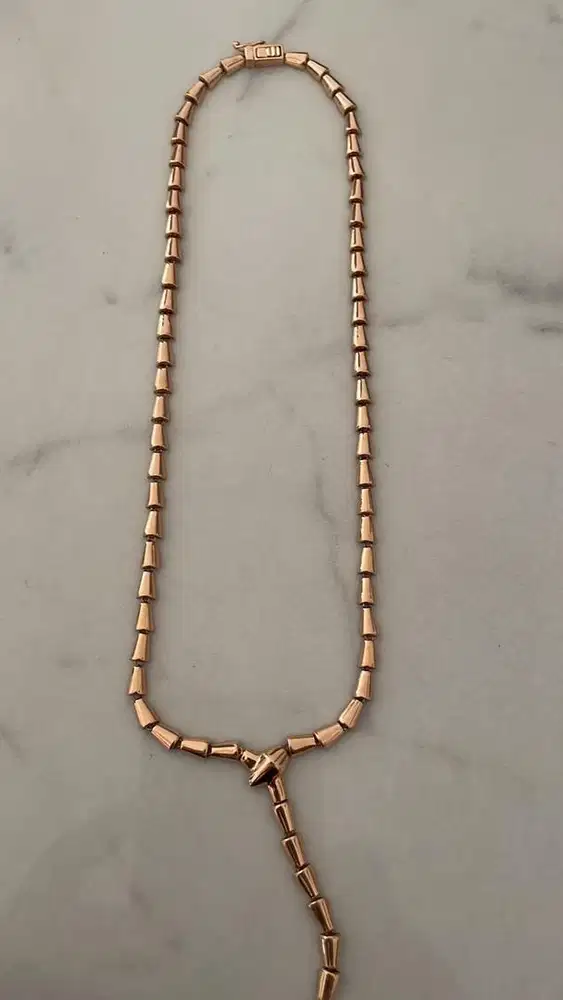 Terima perhiasan emas dan berlian tanpa surat