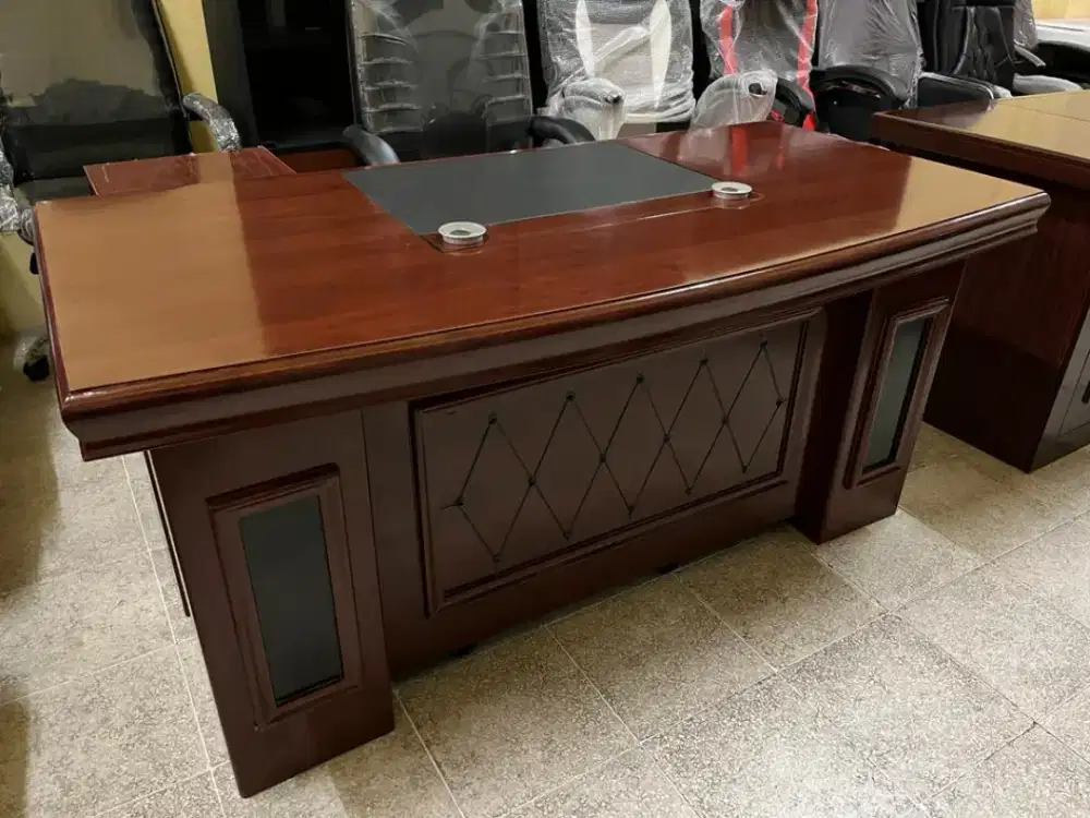 Meja Direktur / Meja Kantor / Meja Manager / Meja Manajer / Meja 23