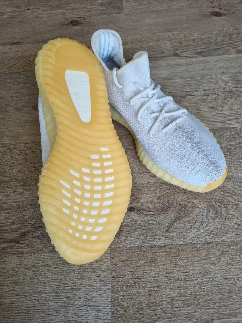 Sepatu Adidas Yeezy Boost 350 ORI