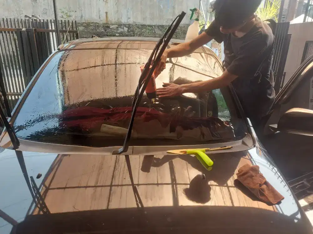 pasang kaca film mobil dan jasa pasang panggilan