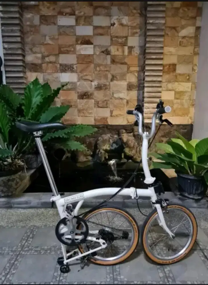 Brompton 2024 titanium harga