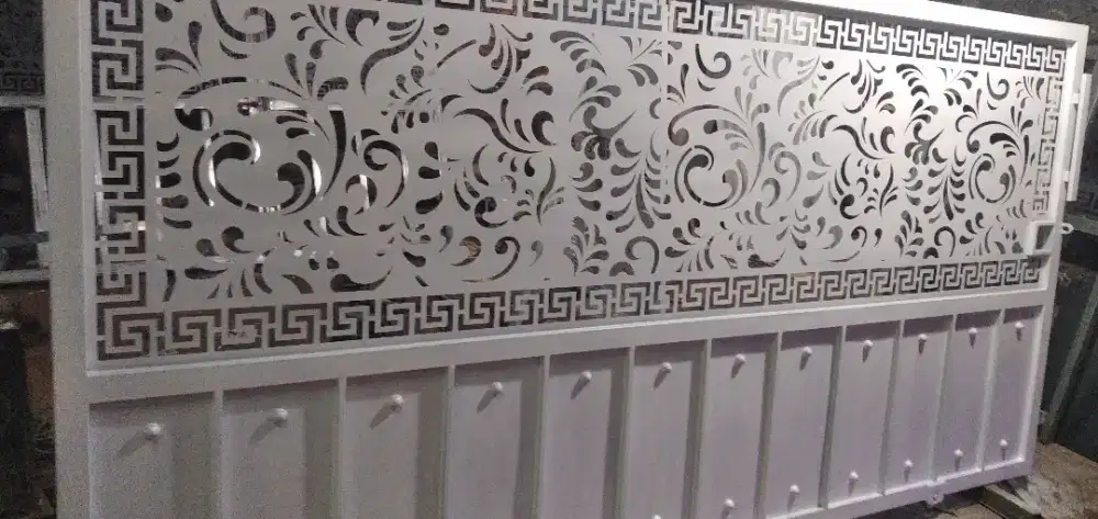 Pintu pagar laser cating