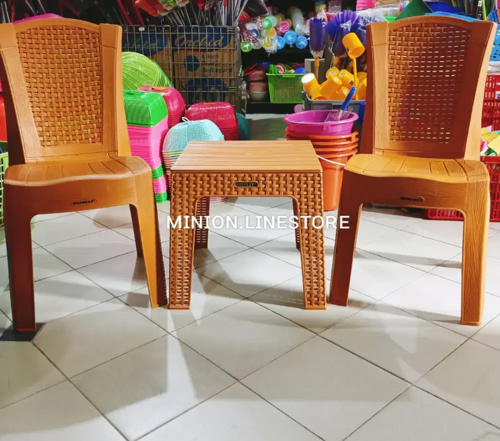 Set Kursi Napolly 2 pcs Dgn meja kotak Napolly